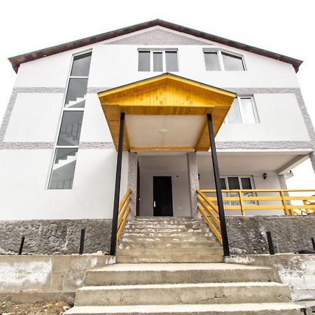 Katos Guesthouse Mestia Exterior photo